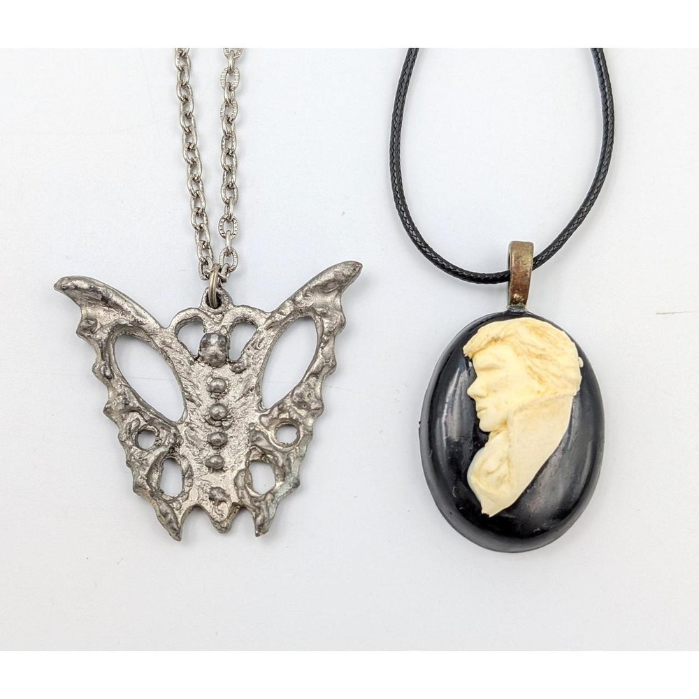 VTG Goth Pewter Skeletal Moth and Black Portrait Cameo Necklace Set Brutalist